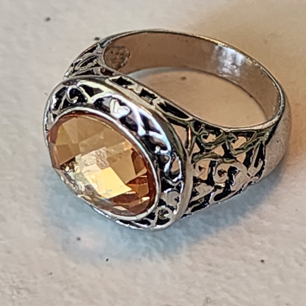 Sterling  Silver Women's Ring Size 7.5 Champagne Gemstone Fine Jewelry invest